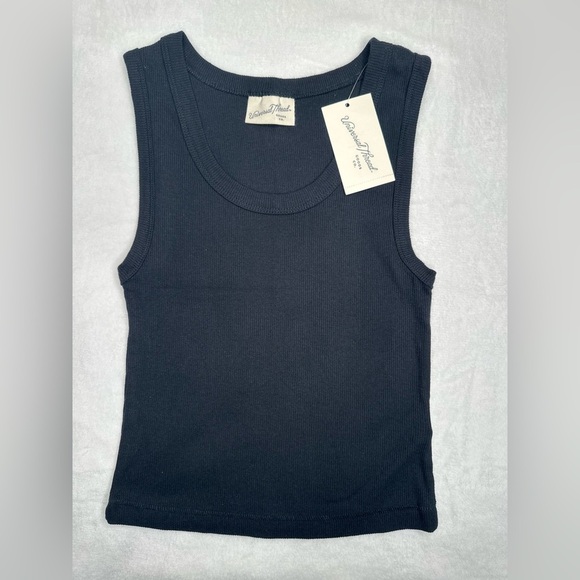 Women’s Slim Fit Scoop Neck Tank Top Black Universal Thread - Picture 6 of 8